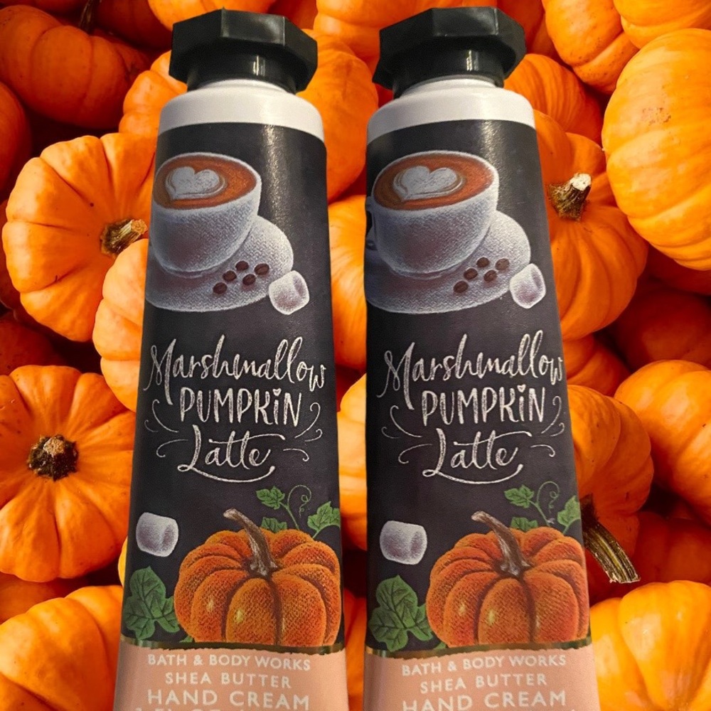 2- Marshmallow PUMPKiN Latte BATH & BODY WORKS
SHEA BUTTER
HAND CREAM